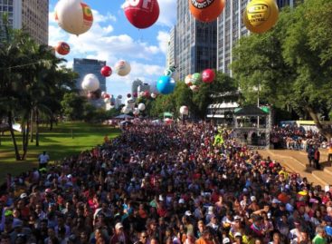 Greve geral no dia 14 de junho é aprovada pelos trabalhadores neste 1° de Maio