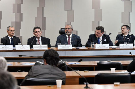 Reforma da Previdência: Bancos vão ficar com 62% da renda do trabalhador se capitalização for aprovada