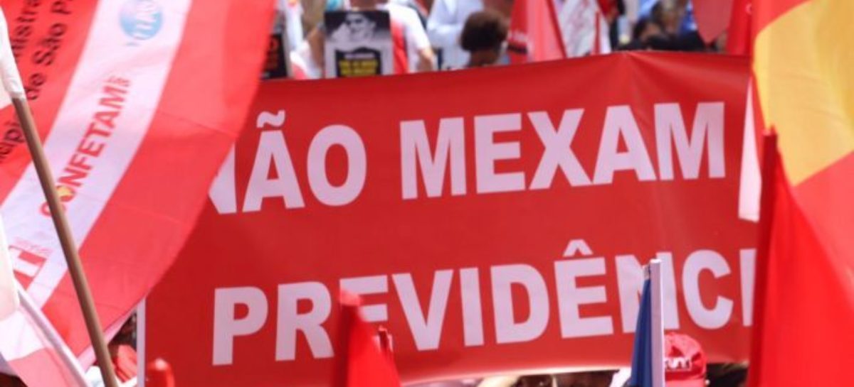 CUT decide: 13 de agosto será Dia Nacional de luta contra reforma da Previdência
