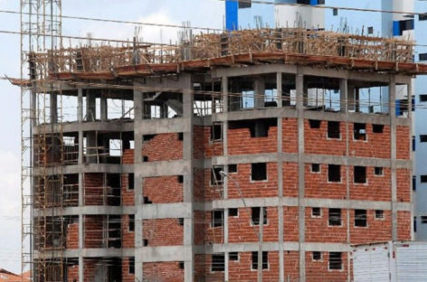 Com Bolsonaro, economia brasileira desce ao fundo do poço e pode piorar