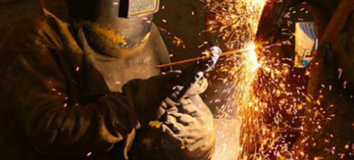 Reforma de Bolsonaro acaba com aposentadoria especial de trabalho insalubre