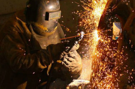 Reforma de Bolsonaro acaba com aposentadoria especial de trabalho insalubre