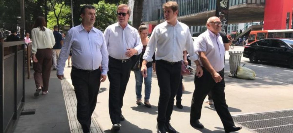 Trabalhador que contribuiu por 20 anos vai perder mais de 30% da aposentadoria