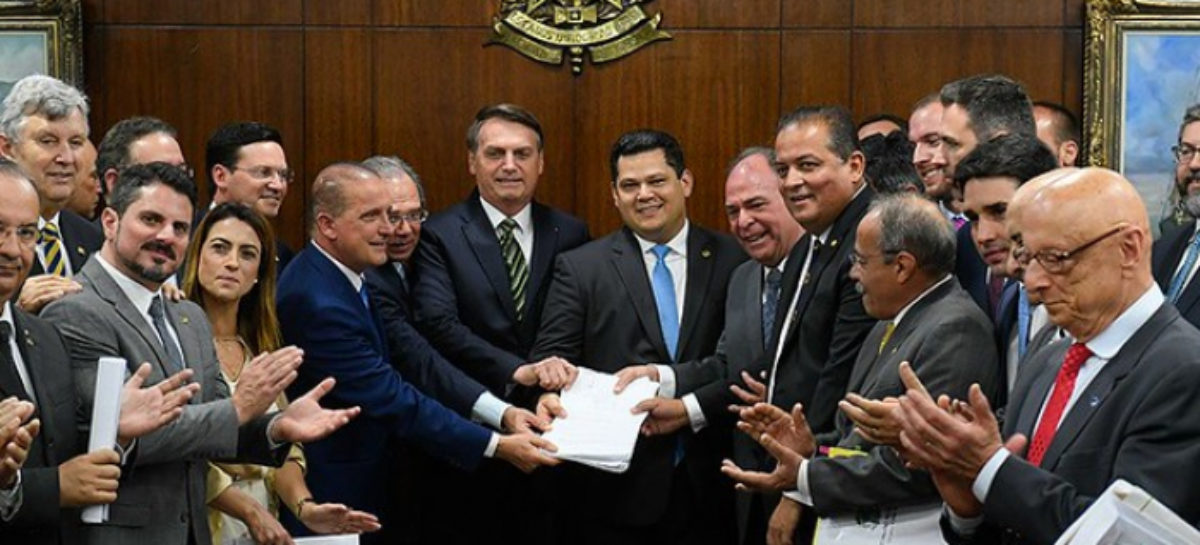 Entenda o pacote de Bolsonaro que coloca o Estado a serviço do mercado