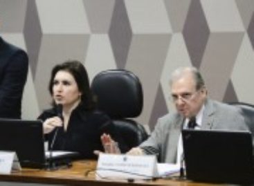 Reforma da Previdência: texto principal é aprovado na CCJ do Senado