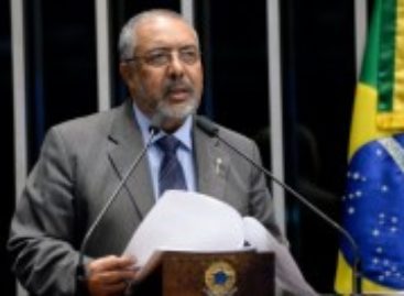 Para senador Paim, MP 881 tira ainda mais direitos dos trabalhadores