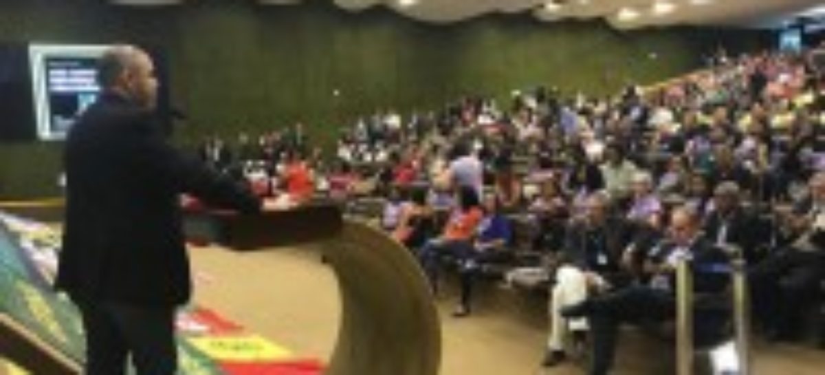 Em Brasília, CUT, centrais e movimentos sociais lutam para barrar reforma