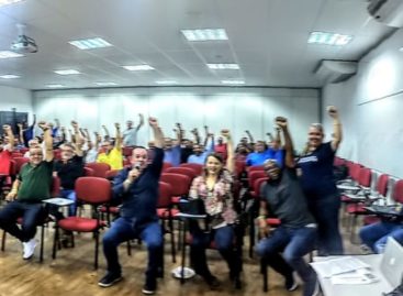 Sinergia CUT aprova ampliar luta contra golpismo