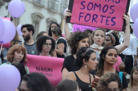 Mulheres contra Bolsonaro: centrais farão panfletagem em SP após o carnaval