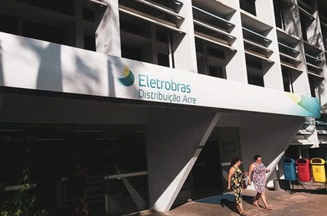 Cobrança abusiva leva deputada a propor fim de concessão da Eletroacre à Eletrogisa