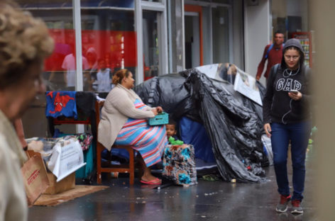 Medidas de Bolsonaro podem levar país à recessão, temem economistas da URFJ