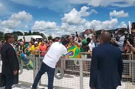 Bolsonaro corre sério risco de impeachment, diz ex-ministro da Justiça