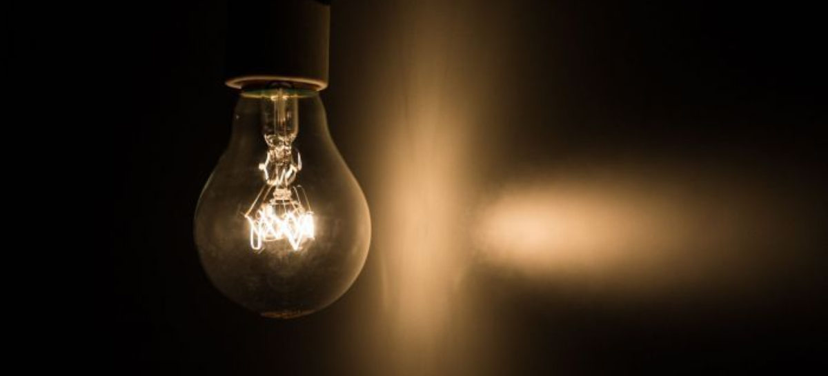 Covid-19: Eletricitários querem fim da cobrança de energia para os mais pobres