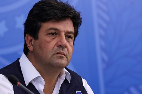 Procuradoria quer explicações de Mandetta para relaxar distanciamento social em algumas cidades