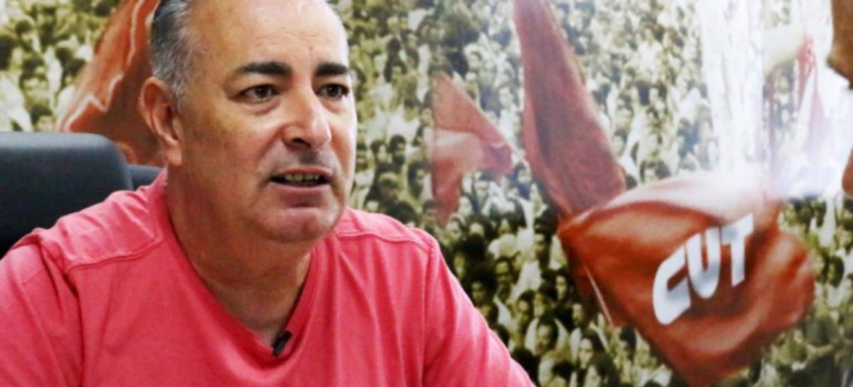 Enquanto Bolsonaro mente, CUT luta para trabalhador ter direito de ficar em casa