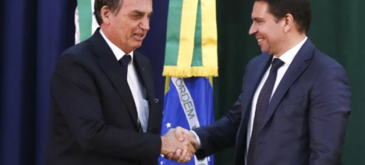 STF suspende posse de Ramagem, amigo de Bolsonaro e dos filhos, para direção da PF