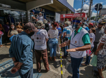 43 milhões estão fora do auxílio de R$ 600. Veja quem tem direito e como receber