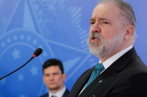 STF pede que PGR analise pedidos de perícia em celulares de Bolsonaro e Carlos