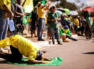 Congresso e STF repudiam nova ameaça golpista de Bolsonaro