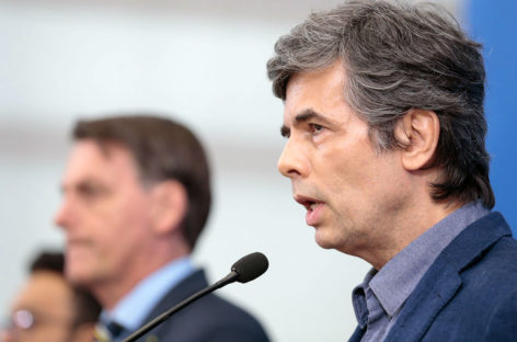 ‘Confusão’, ‘tanto faz’, ‘oração’: como a saída de Teich repercute nas redes