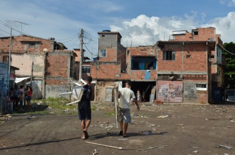 Pandemia de covid-19 já reduziu renda de 64% dos paulistanos