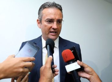 Bolsonaro nomeia indicado de Ramagem como diretor-geral da Polícia Federal