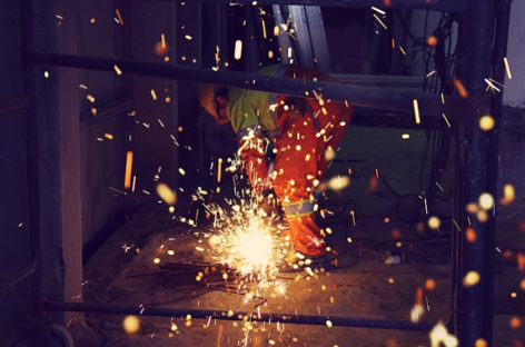 Ampliação de serviços essenciais gera questionamentos sobre segurança do trabalho