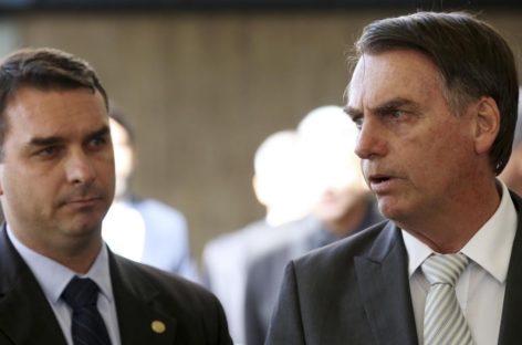 Empresa do clã Bolsonaro conta com sites e disparo de mensagens em massa