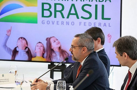 De saída, Weintraub revoga portaria que estabelece cotas nos cursos de pós-graduação