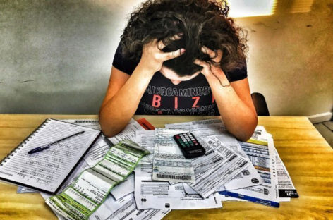 Deputados podem aprovar nesta terça (09) PL que suspende cadastro negativo de devedores