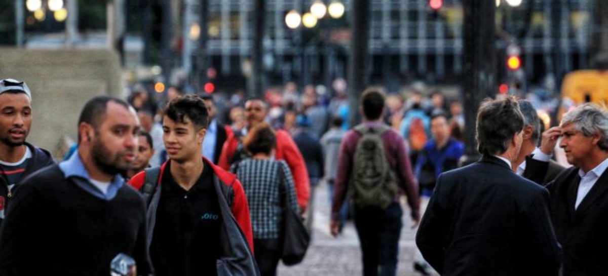 Economistas propõem reforma Tributária com isenções a pobres e pequenas empresas