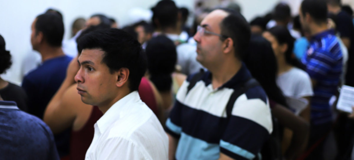 Quatro em cada dez brasileiros estão pessimistas com a economia do País