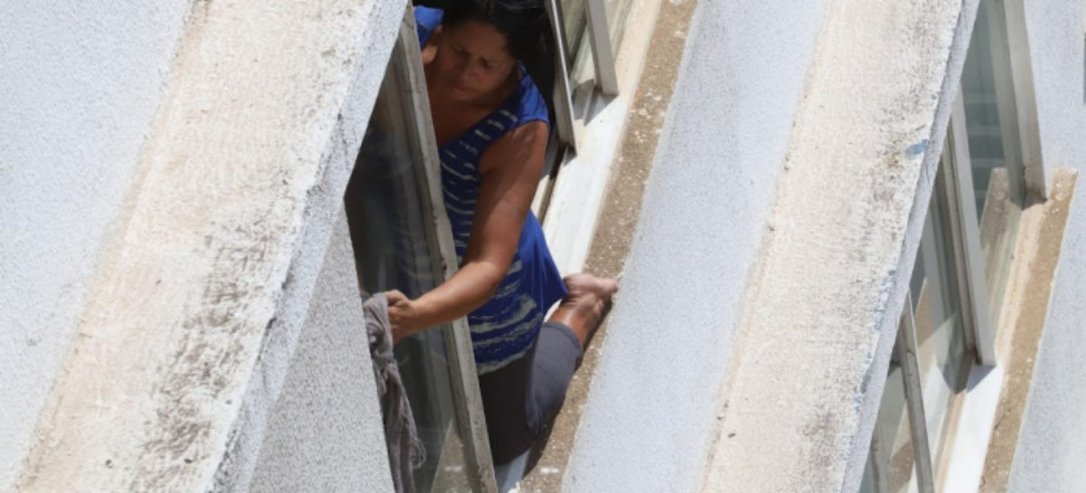 Aumentam denúncias de fraudes e demissões de trabalhadoras domésticas