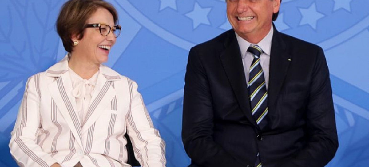 Bolsonaro veta socorro para pequenos produtores, mas libera benesses para o ‘agro’