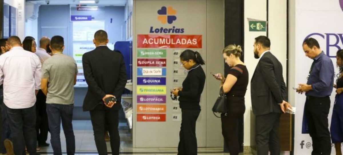 Entenda o que você perde com a nova loteria que Bolsonaro deu à iniciativa privada
