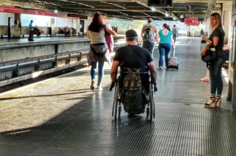 Ataques do governo a direitos e pandemia agravam situação de pessoas com deficiência