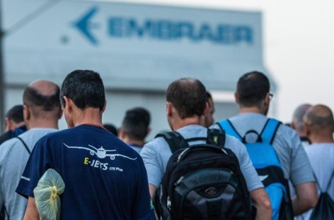 Embraer demite 2.500 trabalhadores sem negociação