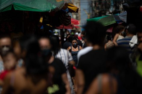 Se mantiver média atual, Brasil pode ter 180 mil vidas perdidas até janeiro