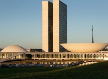 Privatizações avançam e bancários da Caixa alertam: “queima de patrimônio”