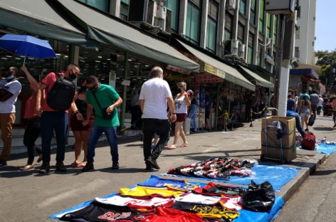 No lugar do auxílio, governo quer emprestar para informais que puderem pagar