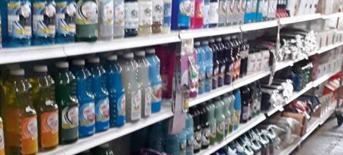 Brasileiros compram menos produtos de limpeza, essenciais no combate à Covid-19