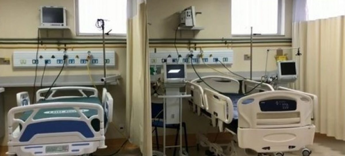 Pandemia não está no ‘finzinho’, como disse Bolsonaro, está em alta em todo país