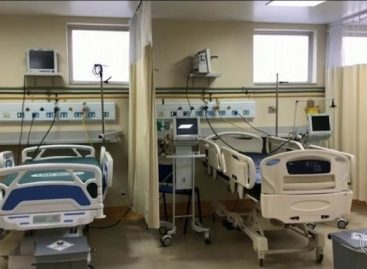 Pandemia não está no ‘finzinho’, como disse Bolsonaro, está em alta em todo país