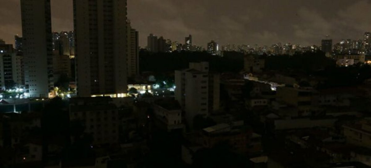 Apagão no Amapá é colapso da privatização, denunciam mais de 50 entidades, entre elas o Sinergia CUT