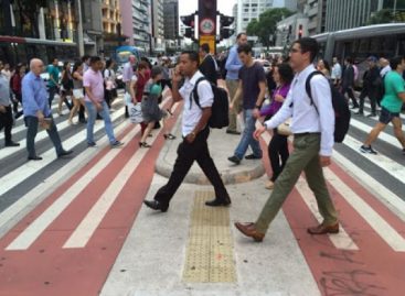 SP fechará comércio nos finais de semana e restringe horário nos demais dias