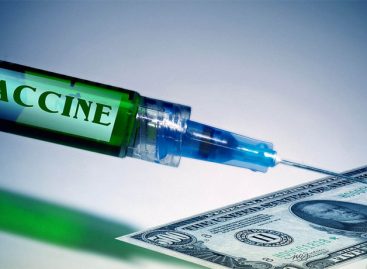 Vacina paga na rede privada primeiro é imoral e perigosa. Entenda