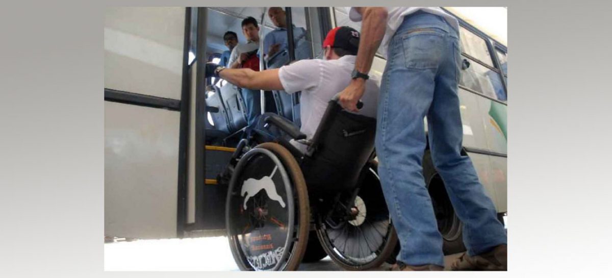 Bolsonaro abandona programa para inclusão de pessoas com deficiência