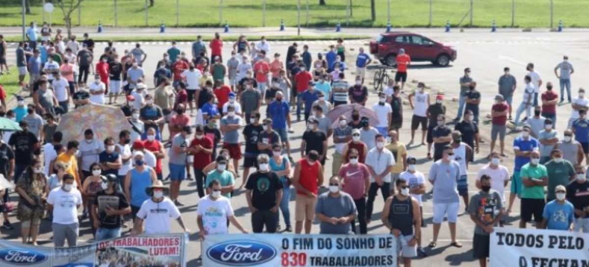 Justiça do Trabalho paralisa demissões em massa da Ford em Taubaté e Camaçari