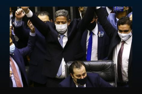 Congresso ignora auxílio emergencial e prioriza interesses e pauta de Bolsonaro