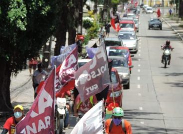 Manifestantes em atos nas capitais e cidades do interior pediram Fora Bolsonaro